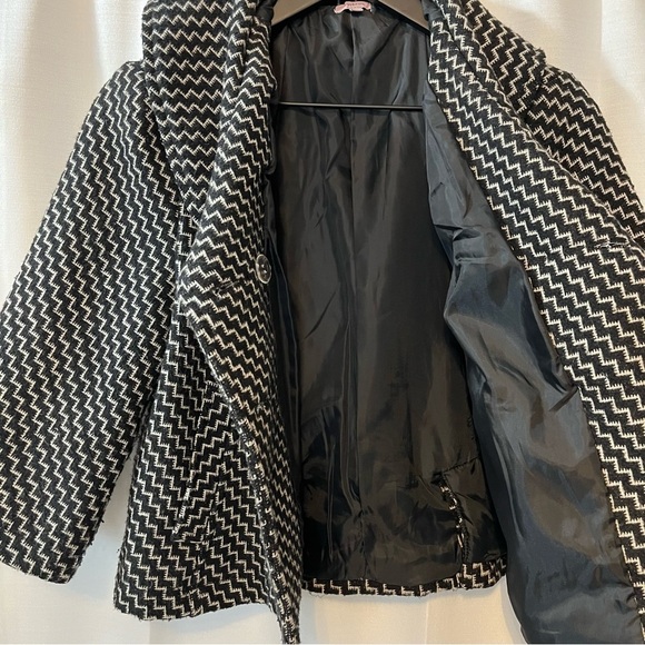 Sashimi Wool Blend Double Breasted Boxy Cut Coat - Size Medium - Picture 6 of 13